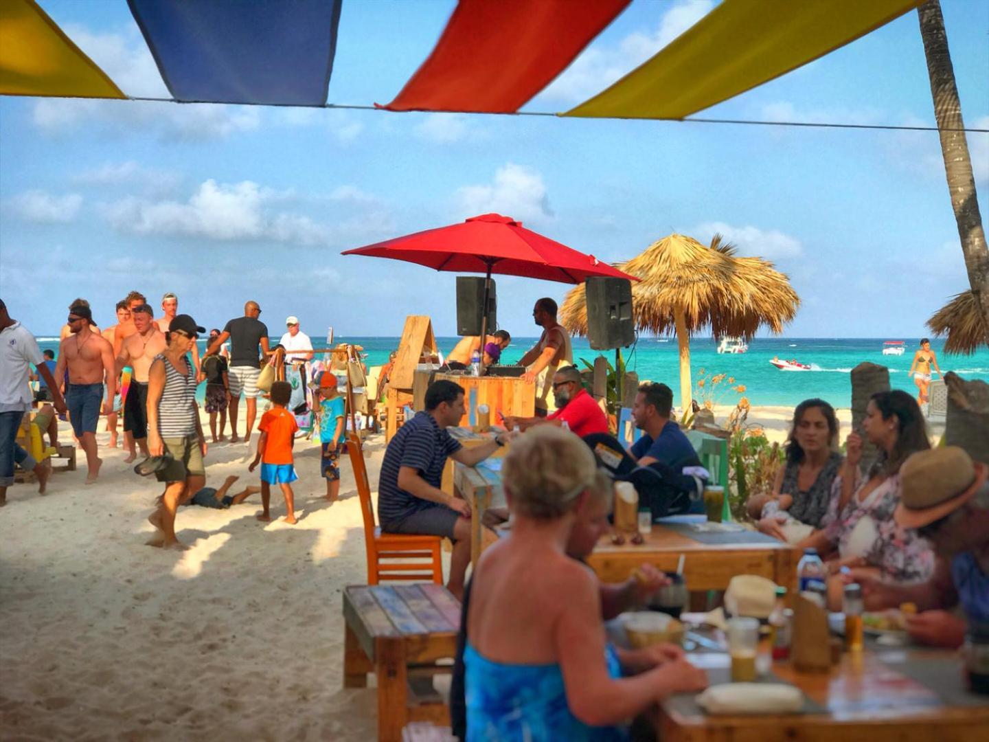 Serenara And - Corales - Great Location With Many Restaurants Punta Cana