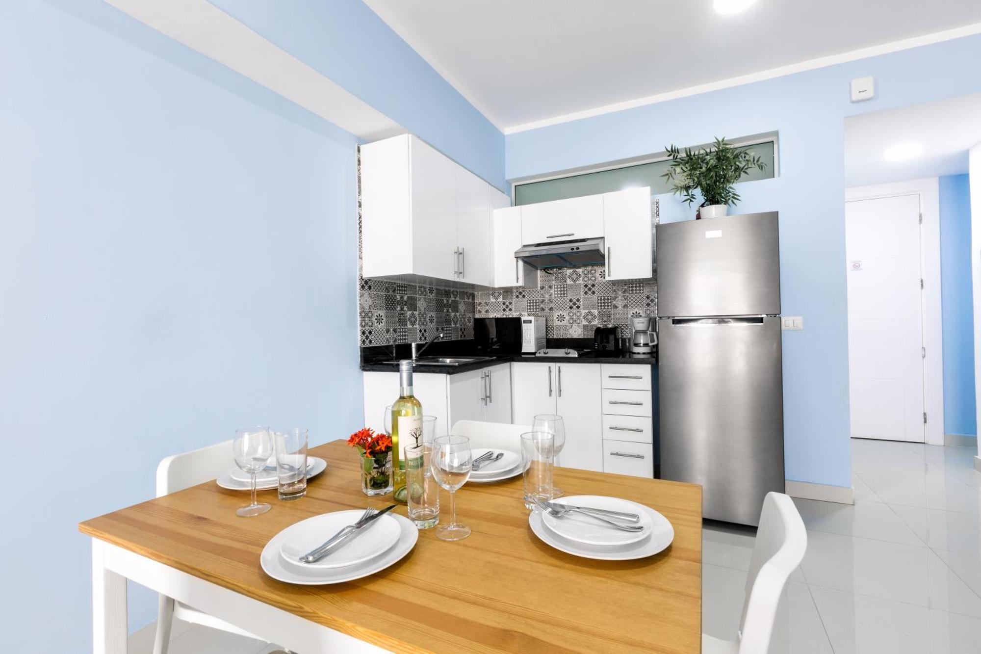 Serenara And - Corales - Great Location With Many Restaurants Apartahotel